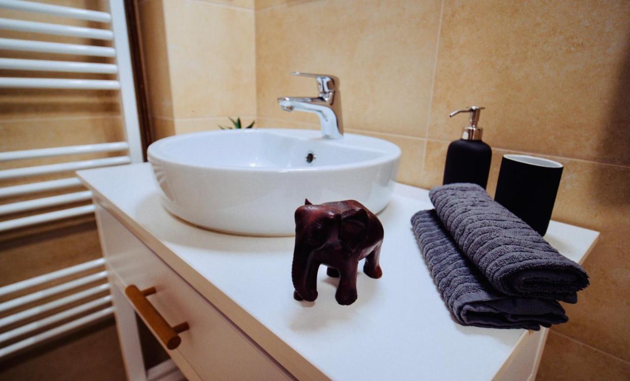 Zakarias Apartments Miercurea Ciuc Luaran gambar