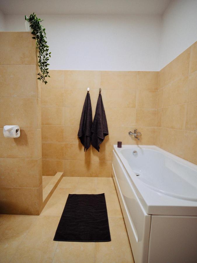 Zakarias Apartments Miercurea Ciuc Luaran gambar