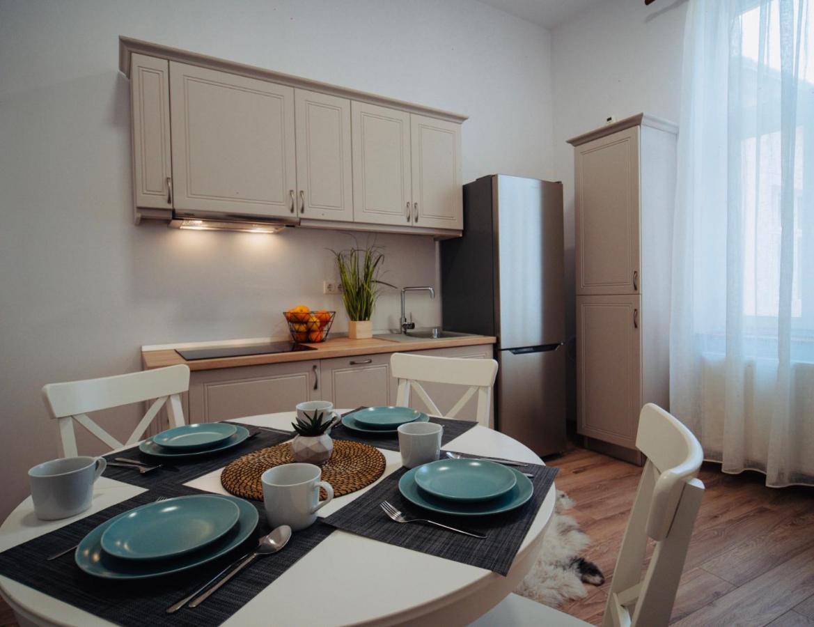 Zakarias Apartments Miercurea Ciuc Luaran gambar